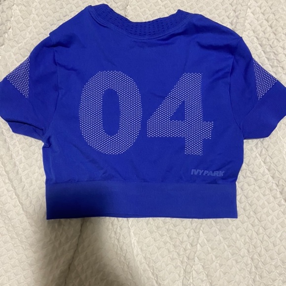 Ivy park cropped top - Picture 2 of 4